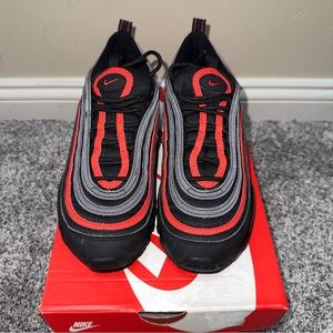 BIG KIDS' NIKE AIR MAX 97 - size 5.5